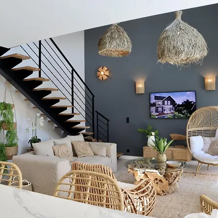 Prestige N10 - Piscine - 6 Personnes